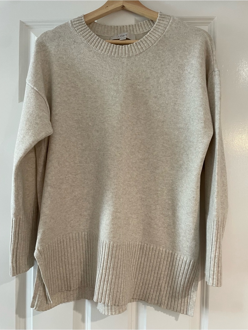 Loft Crew Neck Heather Gray Ivory Sweater  Long Sleeve Size Small Worn Once